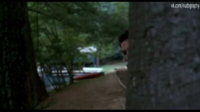 Голая Джейми Кинг (Jaime King) в фильме "Летние забавы" (Happy Campers, 2001, Дэниэл Уотерс)