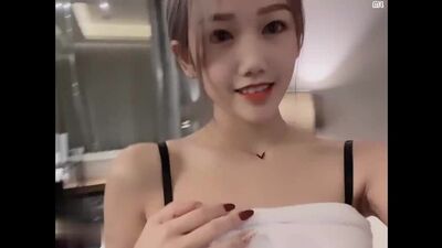 台湾SWAG_chinhbaby_见面就开干_从楼梯间到床上_爽到无法停止抽插到中出