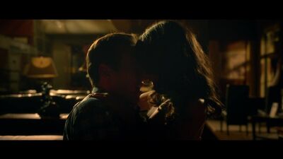 Джордана Брюстер (Jordana Brewster hot scenes in "Home Sweet Hell" 2015)