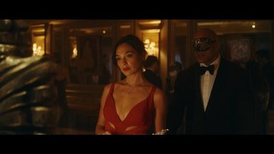 Галь Гадот - Красное уведомление / Gal Gadot - Red Notice ( 2021 )