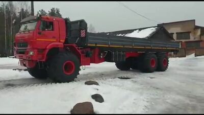 Вездеход ЯМАЛ В 6М с кабиной КАМАЗ