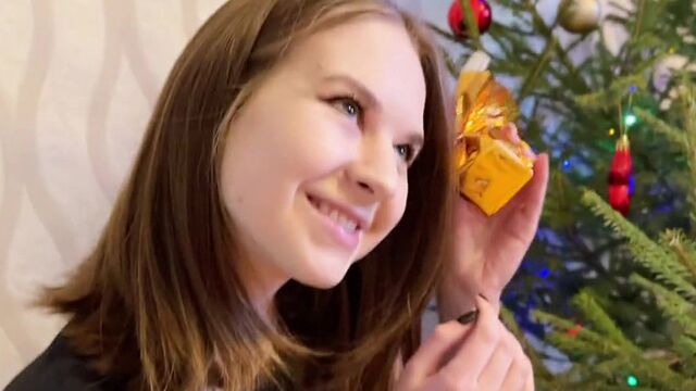 Шутка сводной сестрички обернулась в лучший подарок на рождество