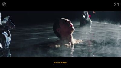 LAY 莲 (Lit) MV