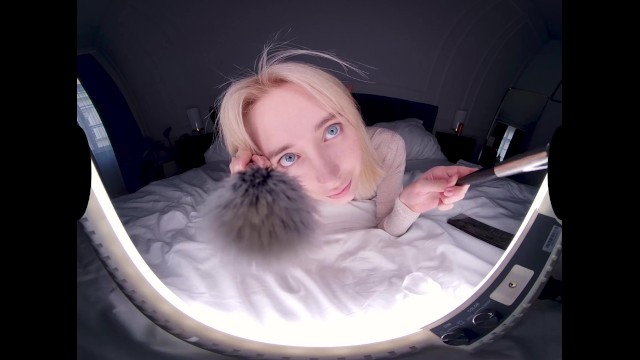 Я могу быть твоей девушкой!