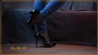 FULL VIDEO Curvy Teen in Jeans Stockings and Shiny High Heels. Cum on my Feet. Foot Fetish Ely Mira