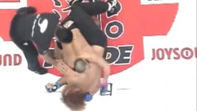 Takashi Sugiura vs Giant Silva