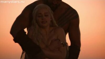 Эмилия Кларк (Emilia Clarke)- Игра престолов