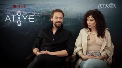 Мелиса Шенолсун и Метин Акдюльгер в интервью для Onedio