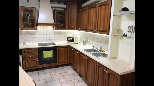 Сдаётся трёхкомнатная квартира в микрорайоне Зелёная Роща
