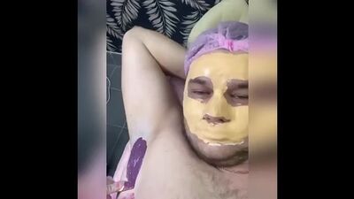 Муж - подопытный кролик))