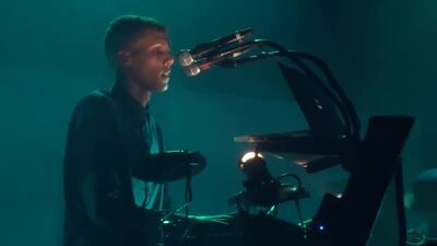 Stromae - Cheese - Стромае - Улыбайся - русский перевод