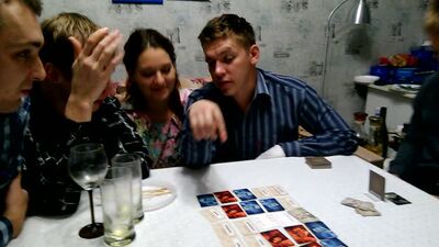 Настольные игры с жаркими спорами. Играем в коднеймс