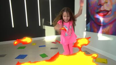 ВИКИ ШОУ -Пол это ЛАВА ЧЕЛЛЕНДЖ С МАМОЙ у Нас Дома Viki Show Новое видео