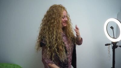 Афрокудри на трессе от @lelic_hair