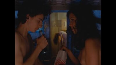 Лина Кудри (Lyna Khoudri nude scenes in "The French Dispatch" 2021)