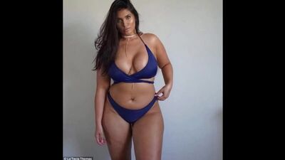 LATECIA THOMAS SWIMSUIT PLUS SIZE MODEL TRY ON HAUL HOT IN BIKINI 2018