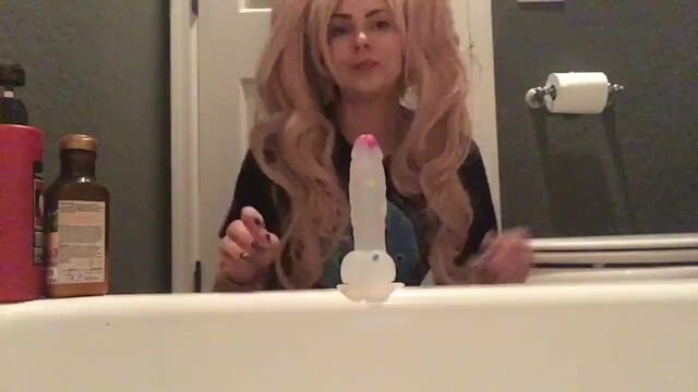 Thick Thighs, Fat Ass, Cherry Poppin on my Bath