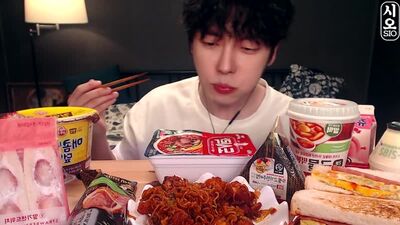 [SIO ASMR] ASMR MUKBANG | 편의점 직접 만든 핵불닭 떡볶이 양념치킨 김밥 디저트 먹방 & 레시피 FRIED CHICKEN AND Tteokbokki EATING