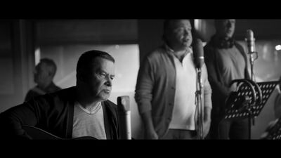 ЛЮБЭ, А.Филатов и офицеры группы “Альфа“ - А зори здесь тихие-тихие