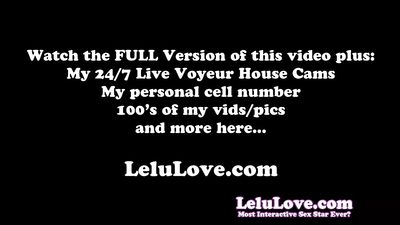 Lelu Love - селфи крупным планом, мастурбация в душе