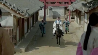 Алые сердца. Корё 10 принц Ван Ын (Бён БэкХён) EXO и ХеСу ( IU )