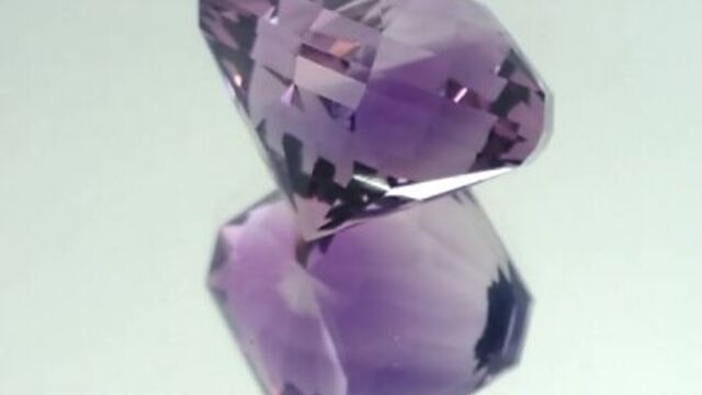 Аметист в русской огранке. Размер 16.4 / 15 Вес 27.3 CT. 273$ (15700 рублей). Видео в комментариях или на моей странице. #cut_ge