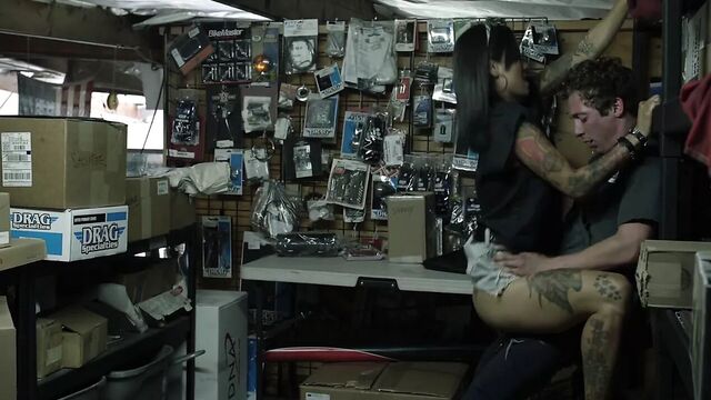 Levy Tran - Бесстыдник s08e04