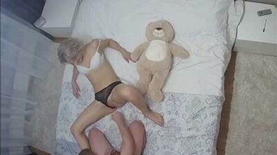 Снял в клубе молодую 18лет проститутку и жестко трахнул в попу Teen porno anal анал секс