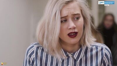 Skam/Стыд/Скам 2 сезон 1 серия