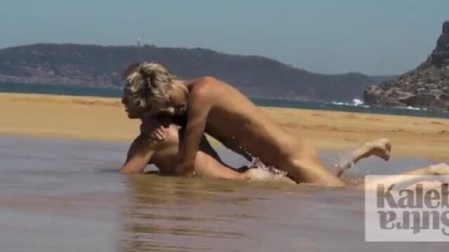 Gay Sex on the beach (18+)