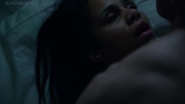 Zawe Ashton, Rene Russo Nude - Velvet Buzzsaw (2019) HD 1080p Watch Online / Зави Эштон, Рене Руссо - Бархатная бензопила