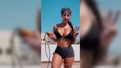 NATASHA NOELLE (HOT AND SEXY 201)