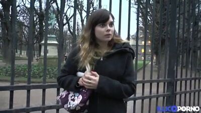 Француженка с 2