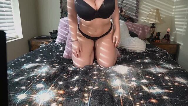 BigTittyGothEgg onlyfans girl