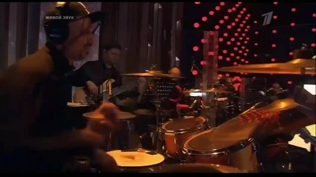 Е.Ваенга "Золотые купола". Фрагмент передачи "Три аккорда" 4.06.2021г