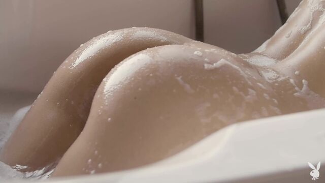 Sophie Limma Sensual Relaxation