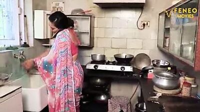 Desi Bhabhi ki chut chudai, Big boobs Hot andaaz me