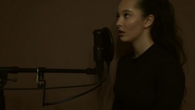 Красавица Faouzia Ouihya исполнила песню Adele "Hello". Невероятный голос у неё!