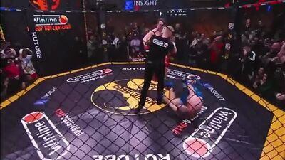 Артём Тарасов vs Михаил Лазутин / нокдаун Лев Против / бой, драка / MMA / Бокс / Наше Дело