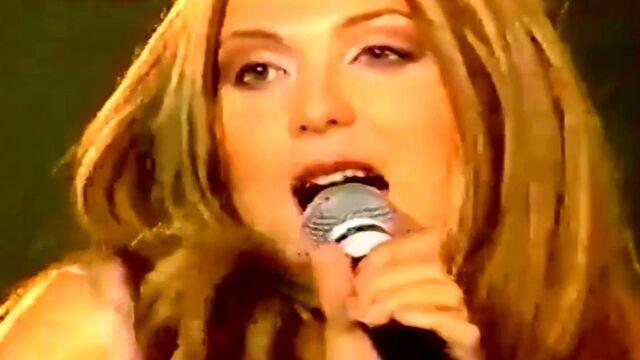 Лариса Черникова - Вспоминать не надо (Площадь звезд)
