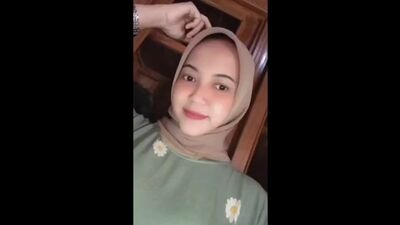 Viral Jilbab Abu Abu
