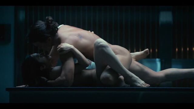 Yunjin Kim, Lee Joo-bin - Money Heist Korea - Joint Economic Area s01e05-06 (2022) HD 1080p Nude? Sexy! Watch Online