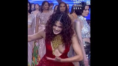 Tamil tapsee pannu nip
