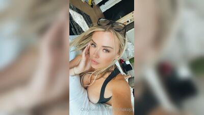 Corinna Kopf XXX OnlyFans corinnakopf