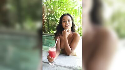 Putri Cinta ХХХ ОнлиФанс