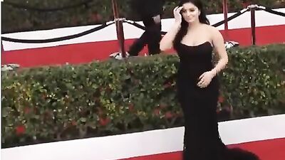 Голая Ariel Winter