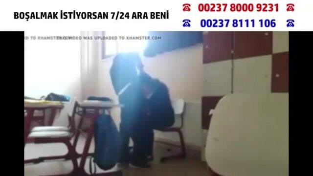 Türk Liseli Çıtır Hatun Sınıfta Sakso Çekmekle Meşgul Oluyor