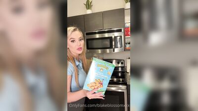 Blake Blossom ХХХ ОнлиФанс