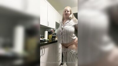 Superstacked Stacy ХХХ ОнлиФанс