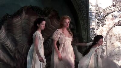 Голая Uma Thurman